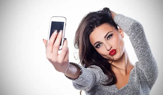 Perché si fanno i selfie psicologia